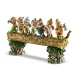 Snow White and the Seven Dwarfs Log Statue
