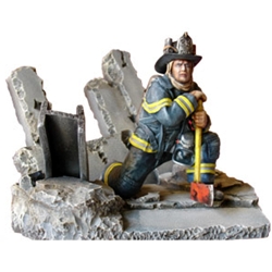 New York Fire Fighter 5-Resin Figurine MEFWR010