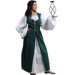 Ladies Peasant Dress in Green